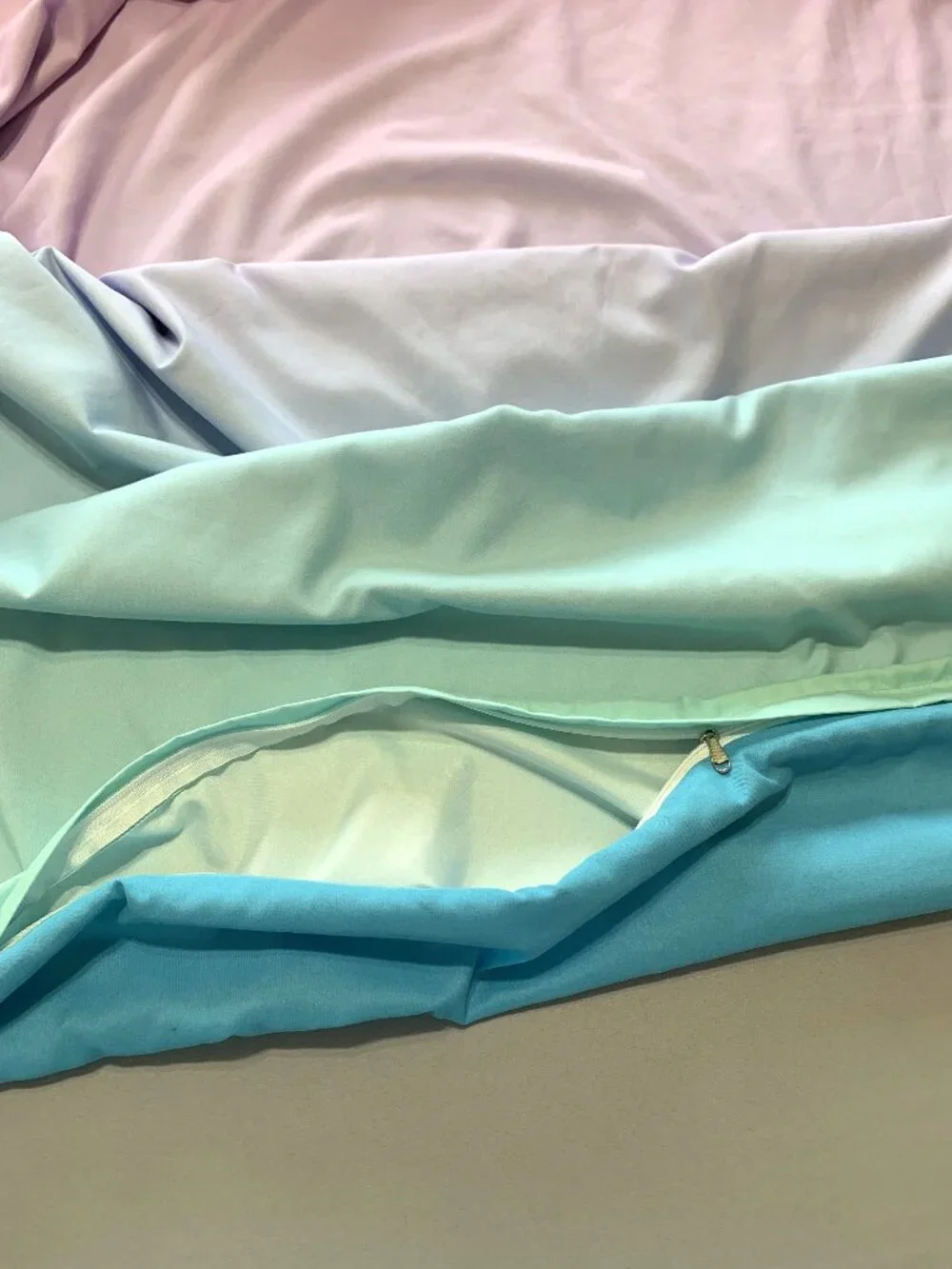 128LX86W Duvet Cover Pink Blue Orange Gradient Color 2 Matching Pillow Cases